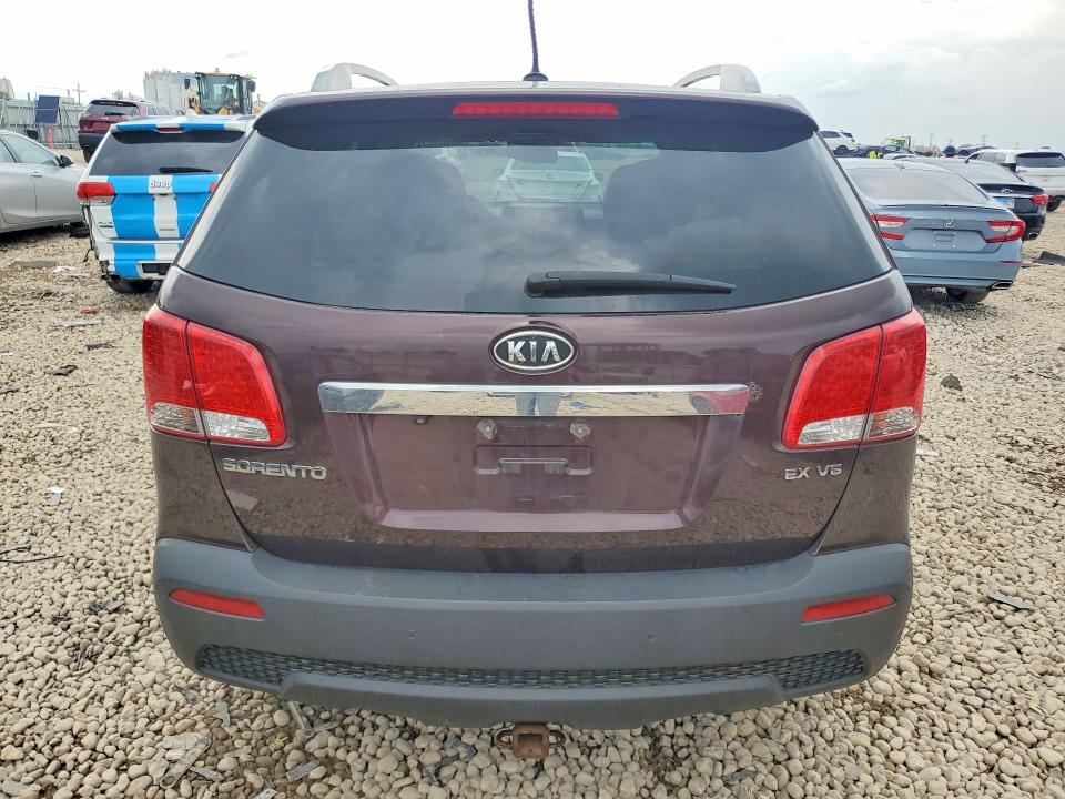 Продаж на аукціоні авто 2011 Kia Sorento, vin: 5XYKUDA25BG124234, номер лоту: 63908876
