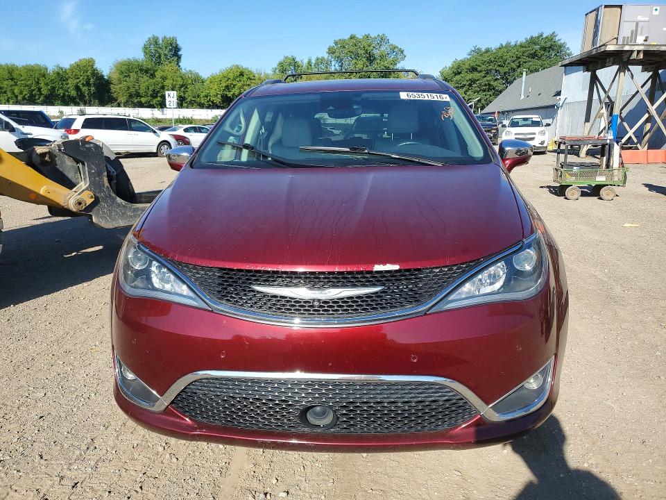 65351516 :رقم المزاد ، 2C4RC1GG1HR836120 vin ، 2017 Chrysler Pacifica مزاد بيع