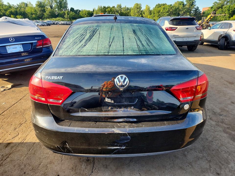 2013 Volkswagen Passat მანქანა იყიდება აუქციონზე, vin: 1VWAP7A30DC032255, აუქციონის ნომერი: 63408226