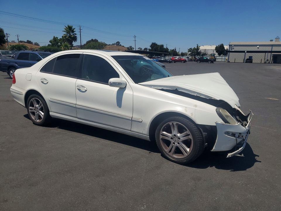 64148546 :رقم المزاد ، WDBUF56J56A892082 vin ، 2006 Mercedes-benz E350 مزاد بيع