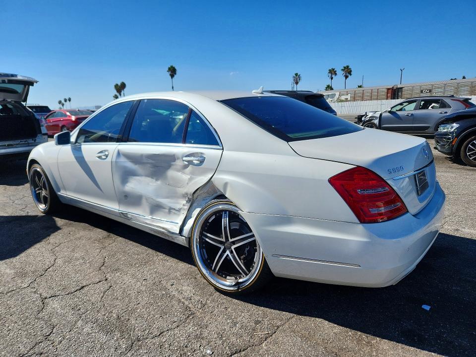 2011 Mercedes-benz S მანქანა იყიდება აუქციონზე, vin: WDDNG7BB6BA379873, აუქციონის ნომერი: 67309886