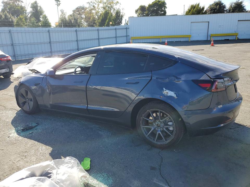 2022 Tesla Model 3 მანქანა იყიდება აუქციონზე, vin: 5YJ3E1EA4NF192876, აუქციონის ნომერი: 64649606