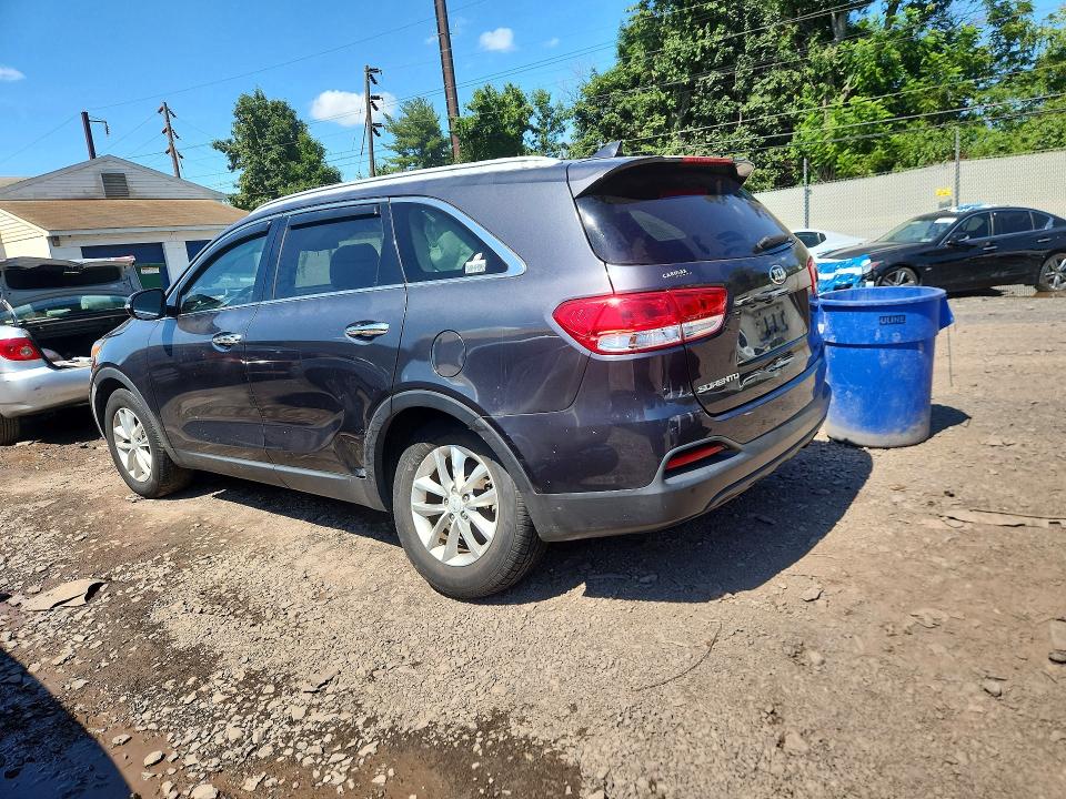 2017 Kia Sorento მანქანა იყიდება აუქციონზე, vin: 5XYPG4A35HG280353, აუქციონის ნომერი: 66415346