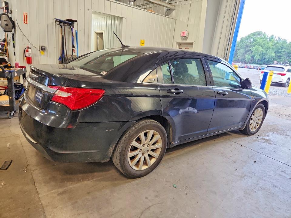 Aukcja sprzedaży 2014 Chrysler 200, vin: 1C3CCBBB6EN186589, numer aukcji: 65009786
