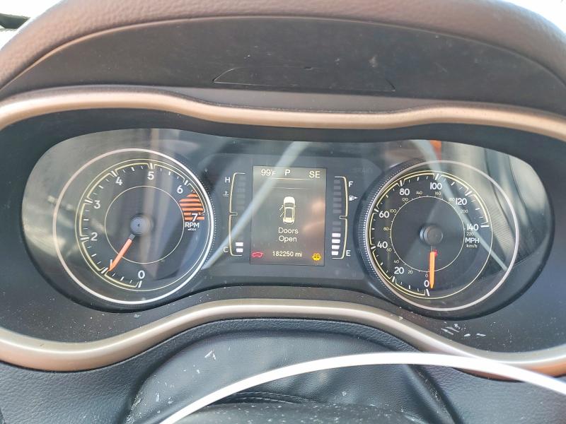 67111746 :رقم المزاد ، 1C4PJLAB6HW508382 vin ، 2017 Jeep Cherokee مزاد بيع