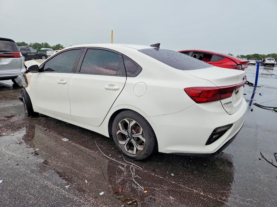 64782856 :رقم المزاد ، 3KPF24AD9ME262738 vin ، 2021 Kia Forte مزاد بيع