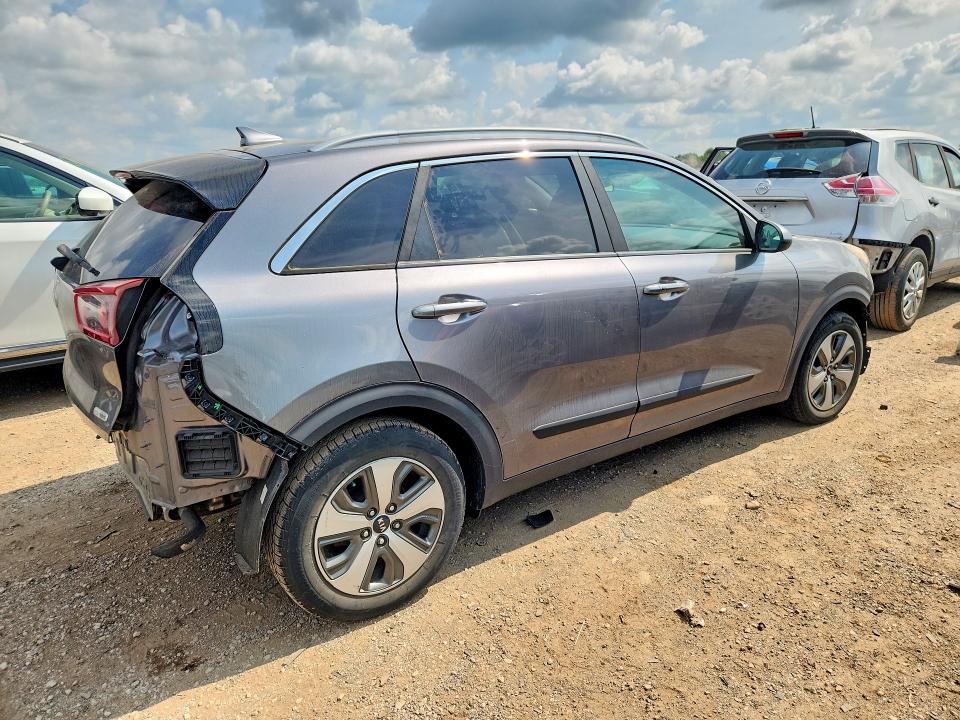 2018 Kia Niro მანქანა იყიდება აუქციონზე, vin: KNDCB3LC7J5202157, აუქციონის ნომერი: 61433176