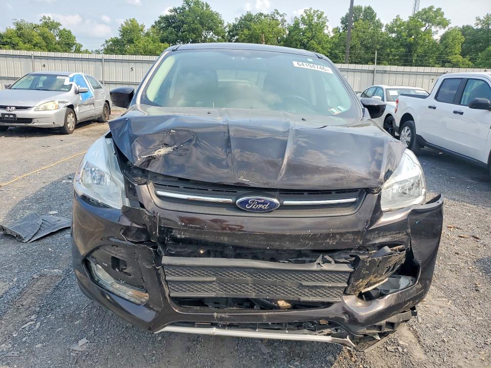 2013 Ford Escape მანქანა იყიდება აუქციონზე, vin: 1FMCU9GX5DUB37664, აუქციონის ნომერი: 64194746