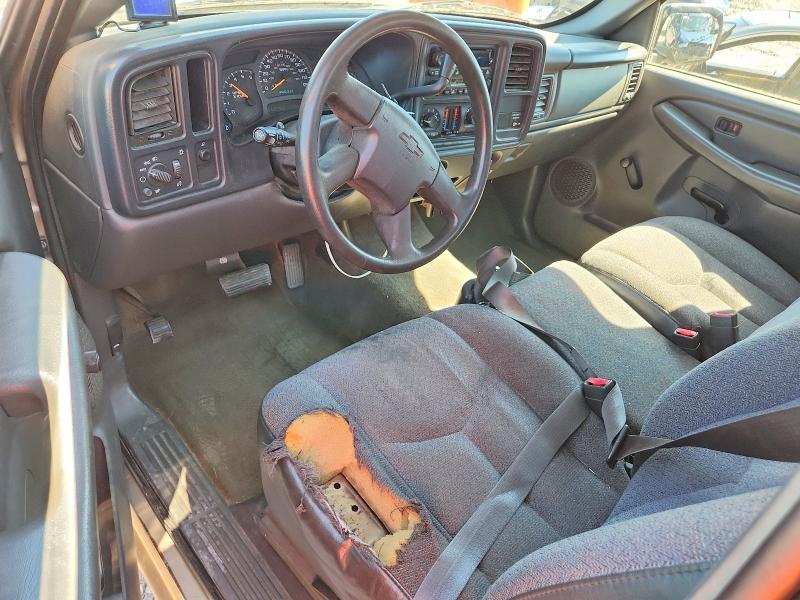 2004 Chevrolet Silverado მანქანა იყიდება აუქციონზე, vin: 1GCHC24U84E229179, აუქციონის ნომერი: 63834156