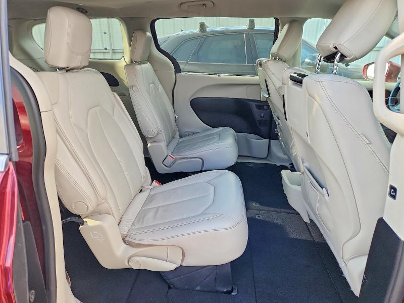 65749996 :رقم المزاد ، 2C4RC1EG2HR526089 vin ، 2017 Chrysler Pacifica مزاد بيع