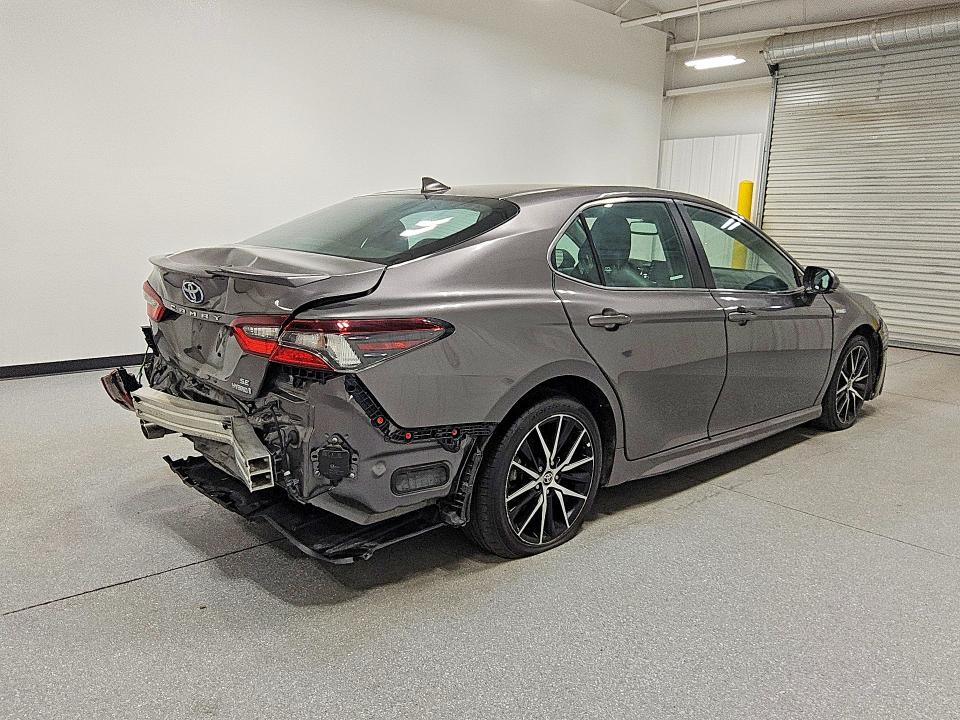 Продажа на аукционе авто 2021 Toyota Camry, vin: 4T1S31AK8MU565127, номер лота: 65180426
