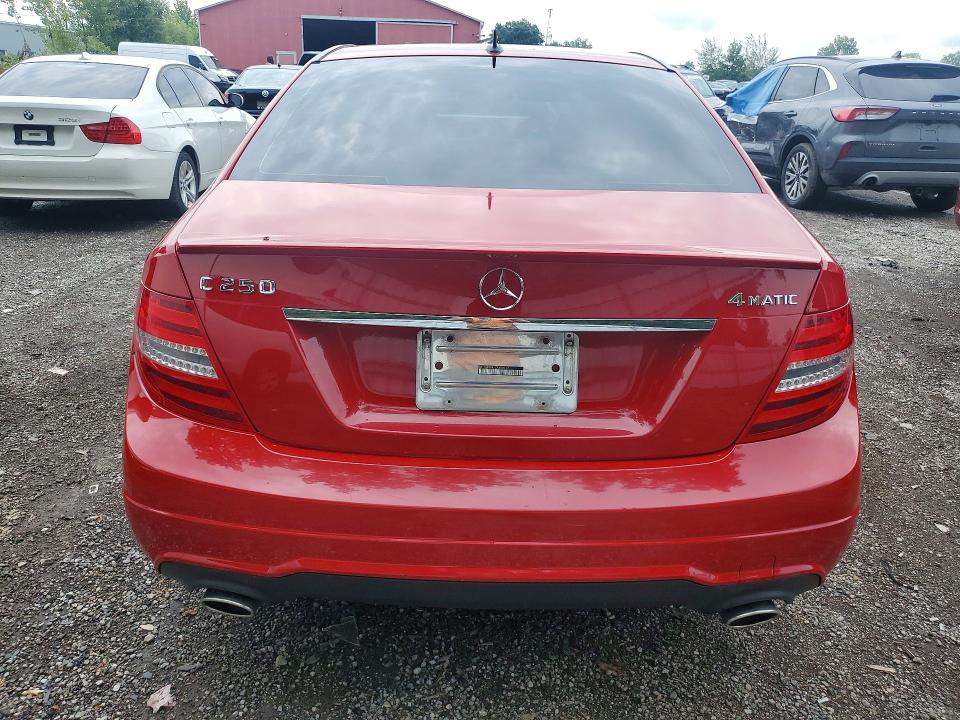 Продаж на аукціоні авто 2012 Mercedes-benz C, vin: WDDGF8FB7CA688717, номер лоту: 66257376