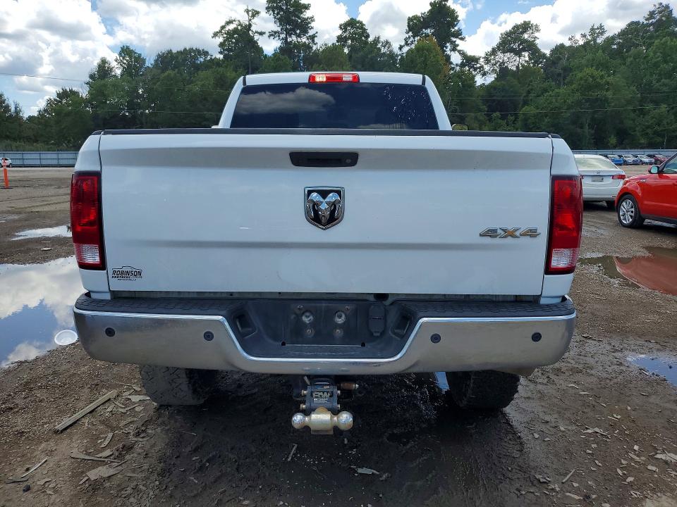 64666066 :رقم المزاد ، 3C6UR5CL9JG417034 vin ، 2018 Ram 2500 مزاد بيع