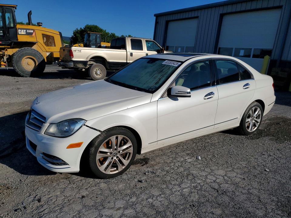 Продаж на аукціоні авто 2013 Mercedes-benz C, vin: WDDGF8AB9DR290032, номер лоту: 63303426