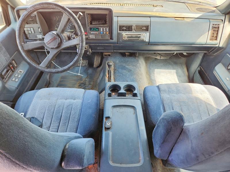Auction sale of the 1994 Chevrolet Suburban, vin: 1GNFK16K9RJ379730, lot number: 65182136