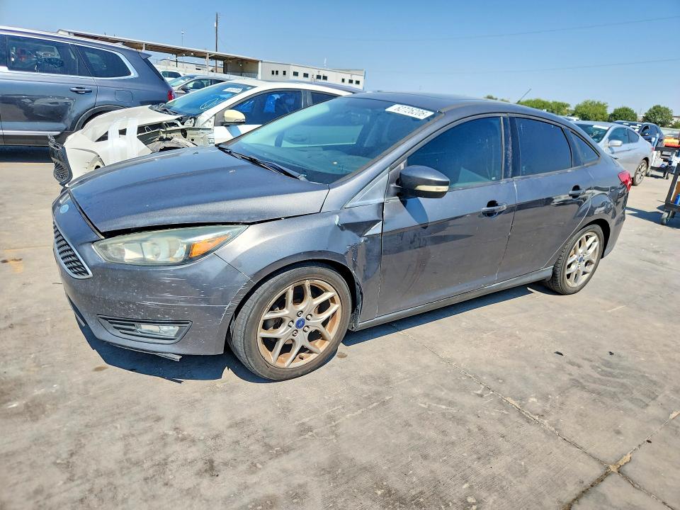 62726206 :رقم المزاد ، 1FADP3F27FL210342 vin ، 2015 Ford Focus مزاد بيع