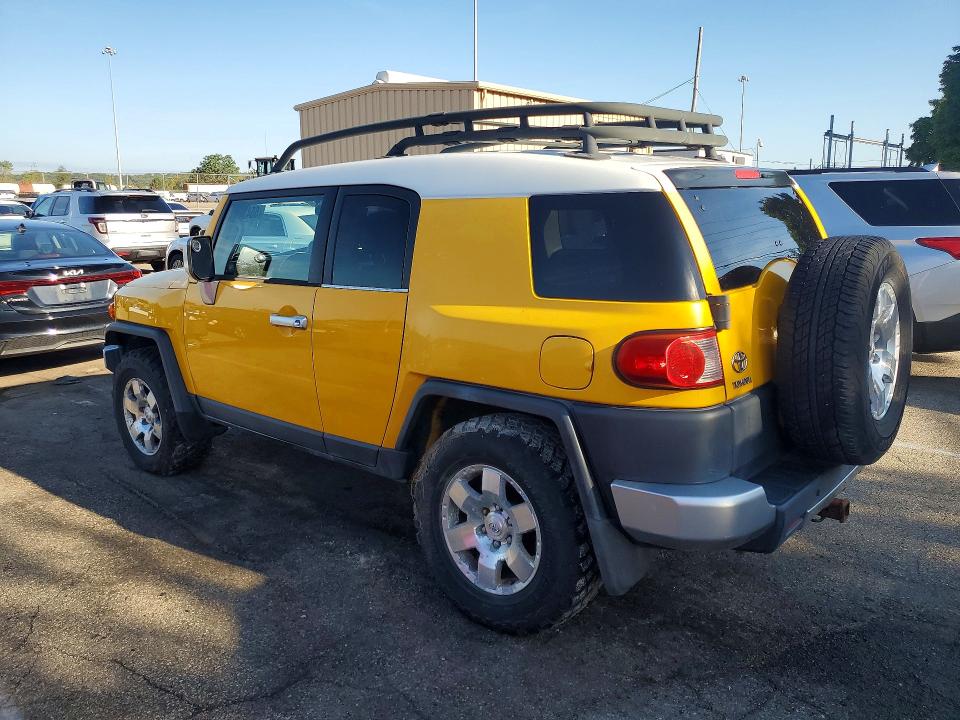 65435996 :رقم المزاد ، JTEBU11F270004126 vin ، 2007 Toyota Fj Cruiser مزاد بيع