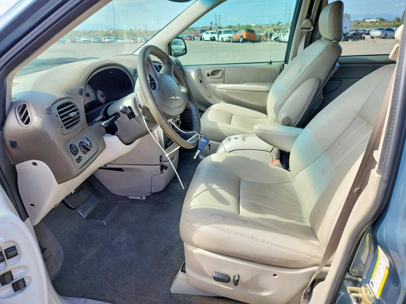 64982976 :رقم المزاد ، 2C8GP54L05R249714 vin ، 2005 Chrysler Town & Country مزاد بيع