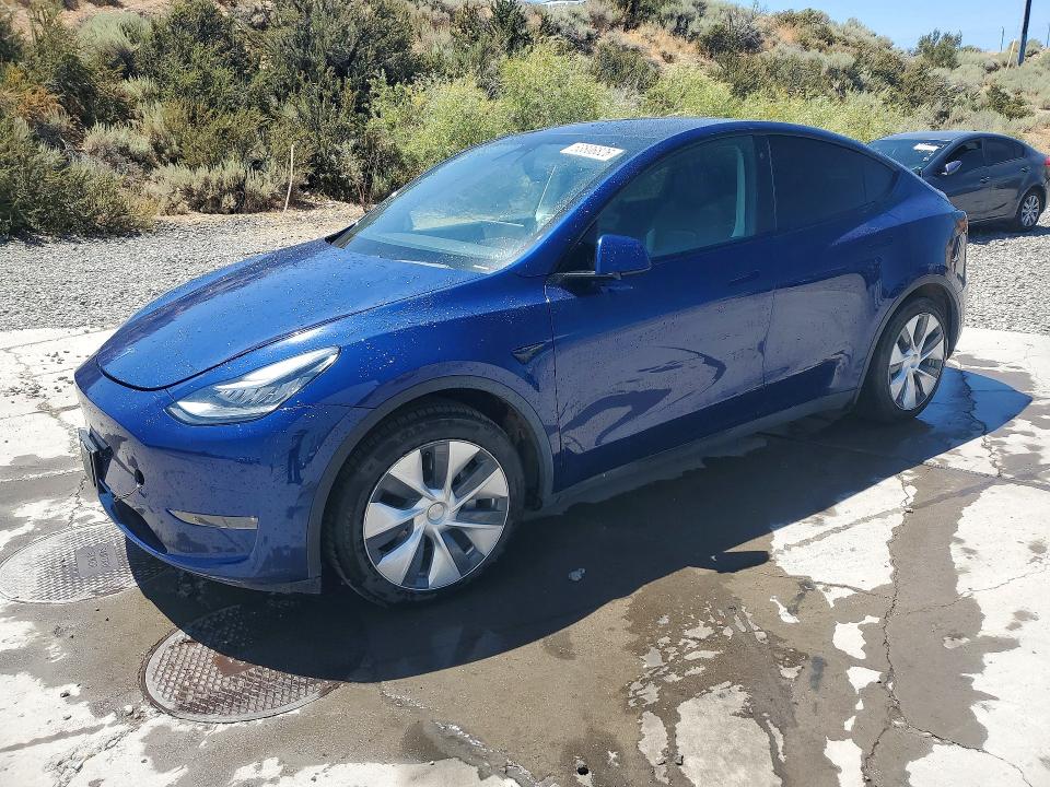 Продажа на аукционе авто 2021 Tesla Model Y, vin: 5YJYGDEE9MF060652, номер лота: 63806826
