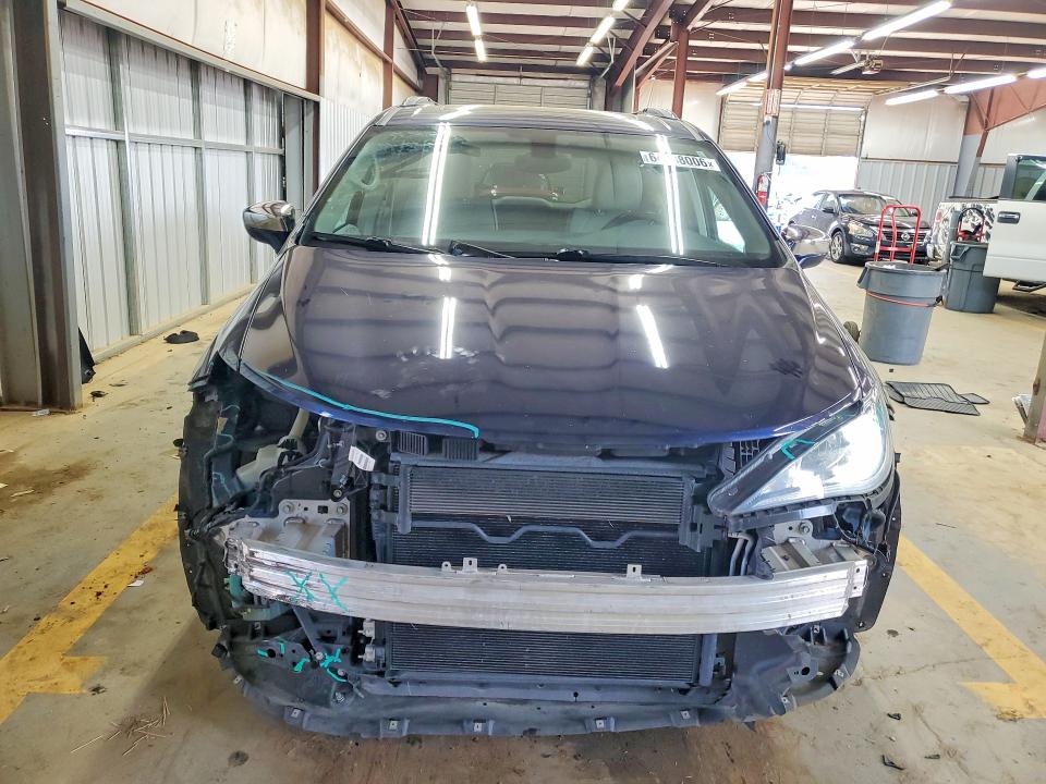 Продажа на аукционе авто 2017 Chrysler Pacifica, vin: 2C4RC1GG7HR594675, номер лота: 64988006