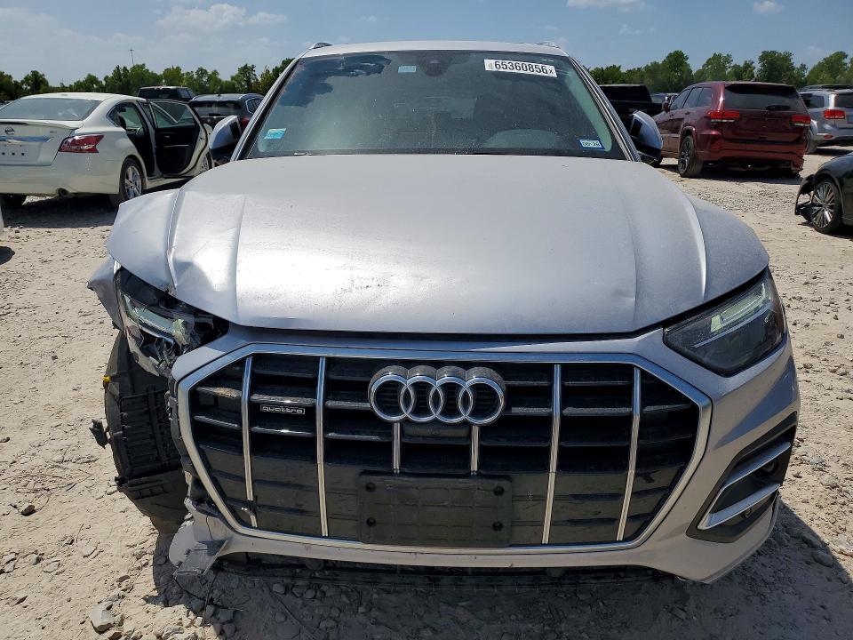65360856 :رقم المزاد ، WA1BBAFY4N2130083 vin ، 2022 Audi Q5 مزاد بيع