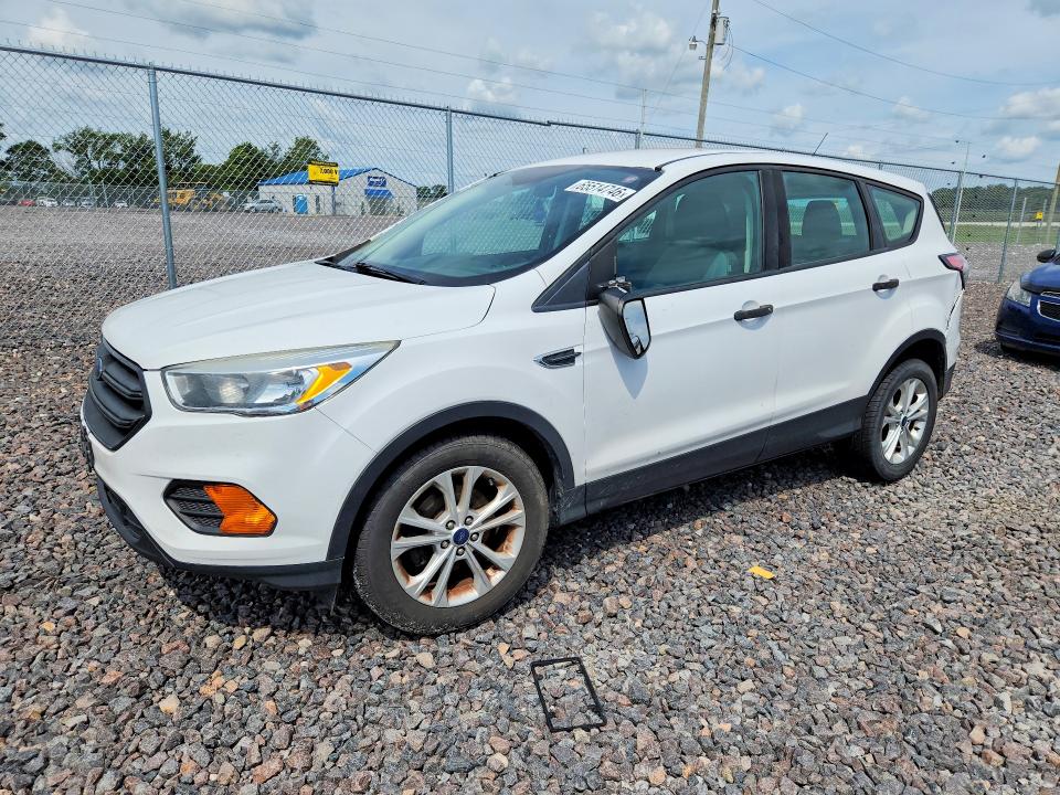2017 Ford Escape მანქანა იყიდება აუქციონზე, vin: 1FMCU0F78HUD86768, აუქციონის ნომერი: 65514746