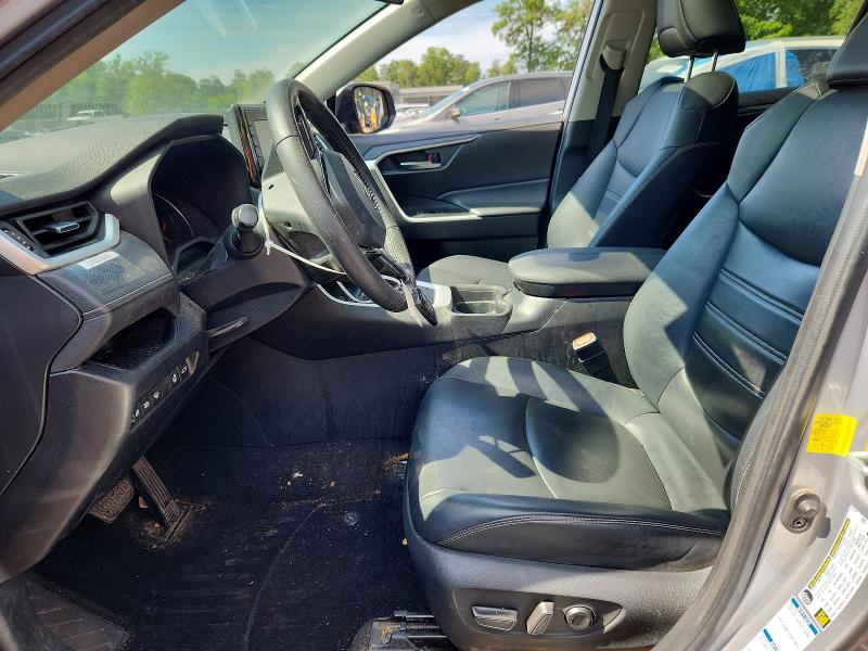 62606936 :رقم المزاد ، 2T3A1RFV7MC256194 vin ، 2021 Toyota Rav4 مزاد بيع