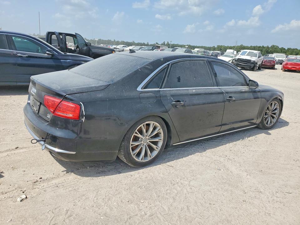 63175816 :رقم المزاد ، WAURVAFD9BN011302 vin ، 2011 Audi A8 مزاد بيع