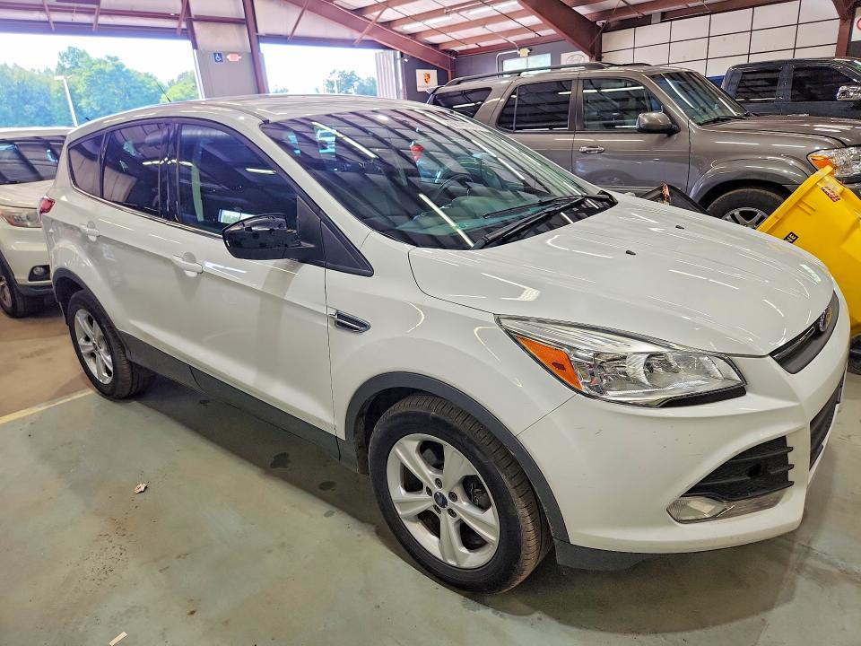 Продажа на аукционе авто 2016 Ford Escape, vin: 1FMCU9GX3GUB74751, номер лота: 66791796