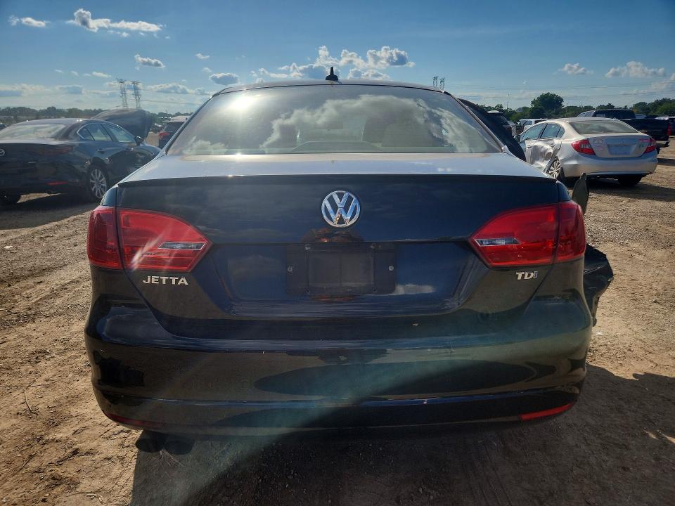 Продажа на аукционе авто 2014 Volkswagen Jetta, vin: 3VWLL7AJ3EM405016, номер лота: 65373266