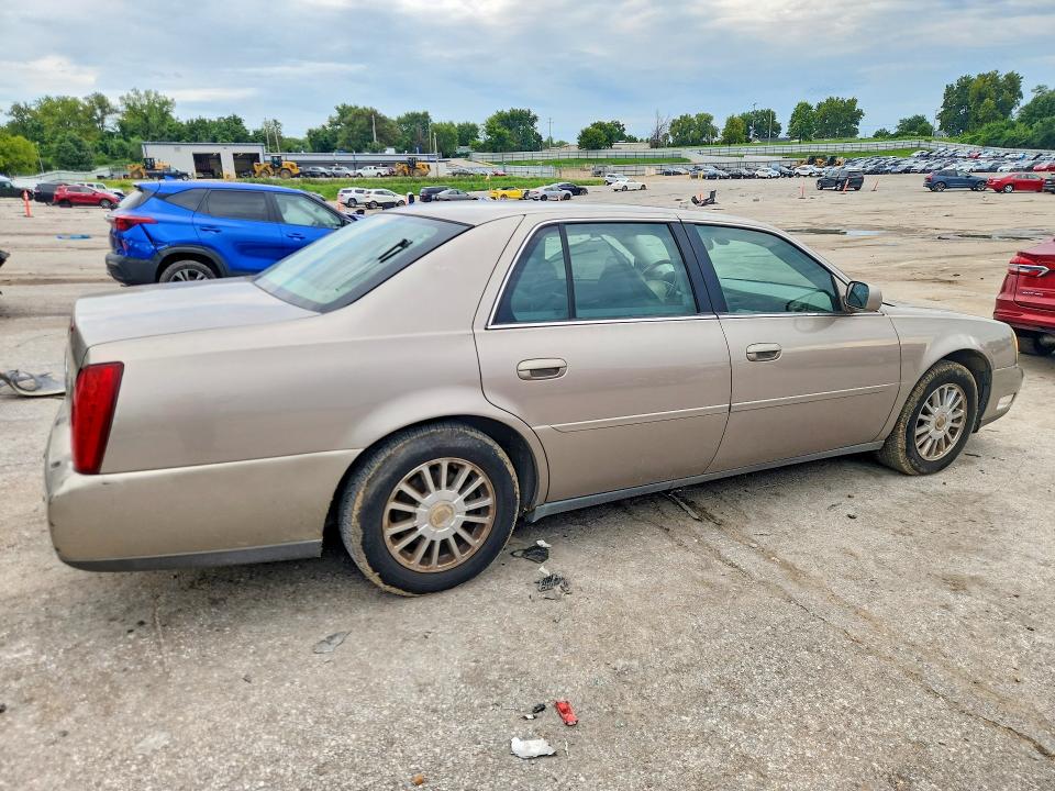 Продажа на аукционе авто 2004 Cadillac Deville, vin: 1G6KE57Y74U112055, номер лота: 64822136