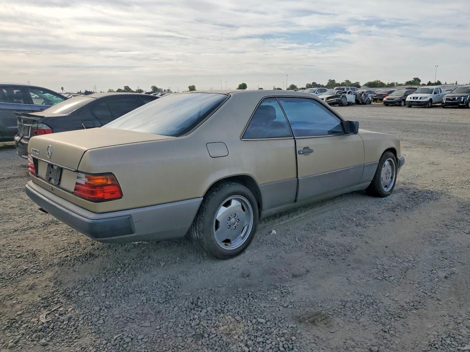 Продажа на аукционе авто 1989 Mercedes-benz 300, vin: WDBEA50D6KA894214, номер лота: 64157836