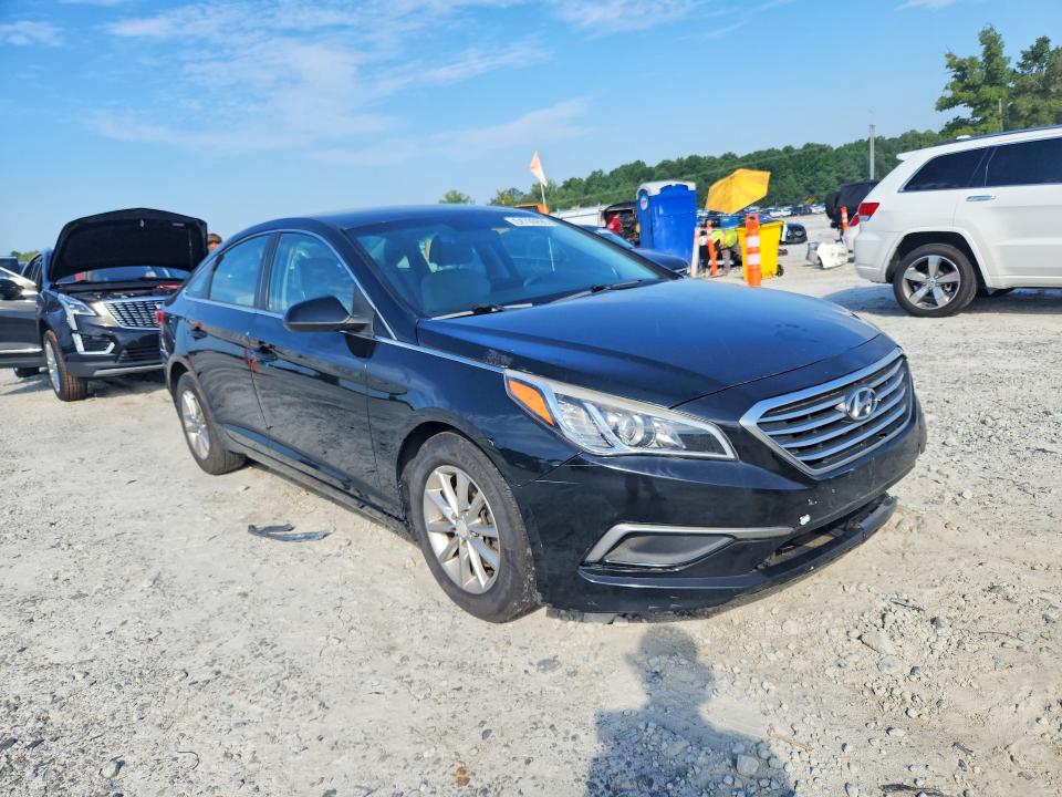 64796696 :رقم المزاد ، 5NPE24AF9HH567042 vin ، 2017 Hyundai Sonata مزاد بيع