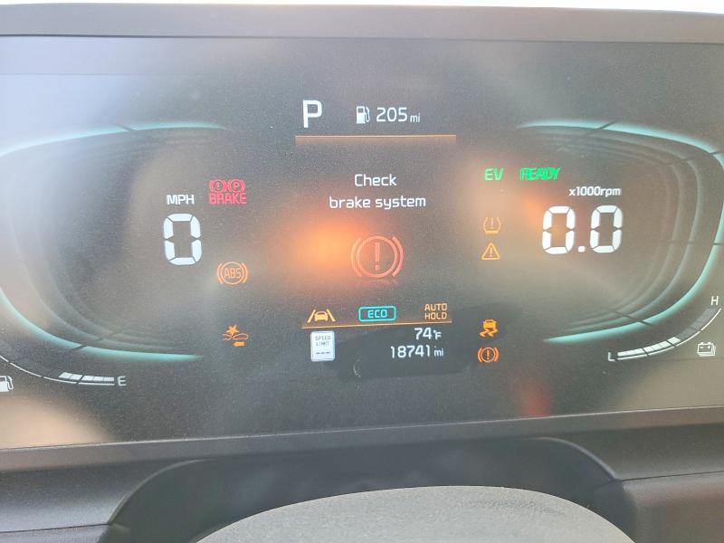 63441616 :رقم المزاد ، KNDCP3LE7T5330940 vin ، 2026 Kia Niro مزاد بيع