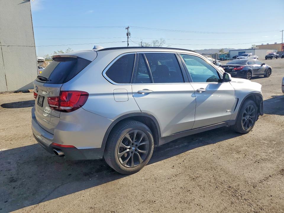 65733556 :رقم المزاد ، 5UXKR2C53G0R70340 vin ، 2016 Bmw X5 مزاد بيع
