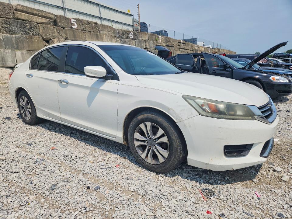 Продаж на аукціоні авто 2014 Honda Accord, vin: 1HGCR2F37EA131381, номер лоту: 64892146
