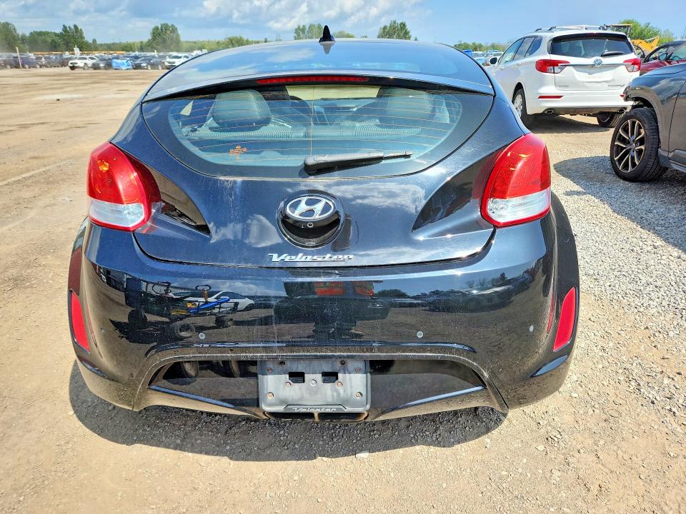 2013 Hyundai Veloster მანქანა იყიდება აუქციონზე, vin: KMHTC6AD3DU141714, აუქციონის ნომერი: 65496546