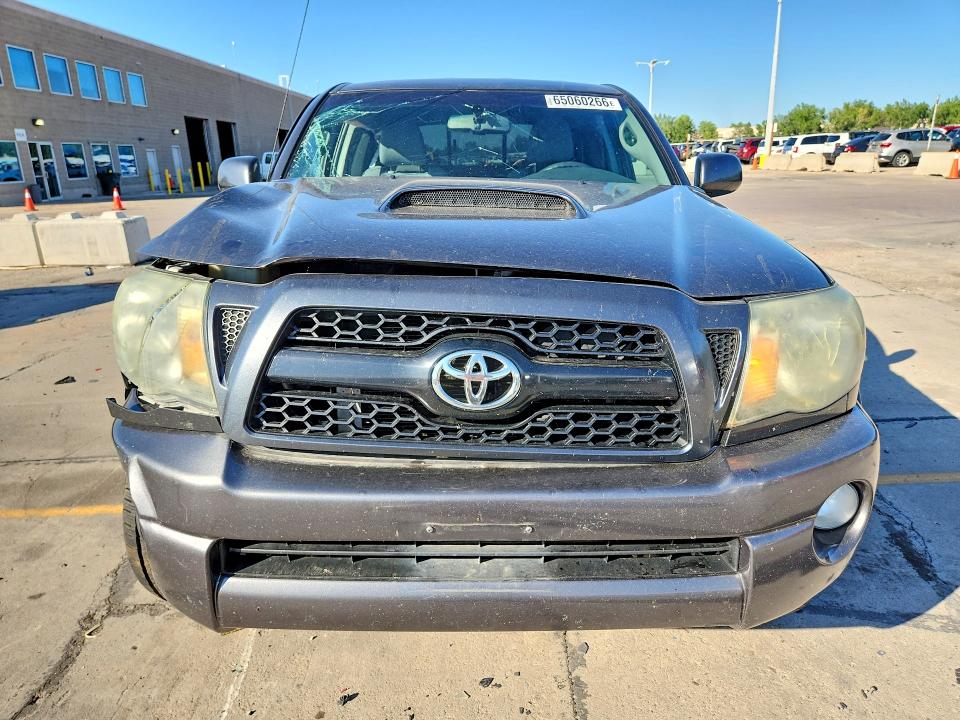 2011 Toyota Tacoma მანქანა იყიდება აუქციონზე, vin: 5TFUU4EN7BX005613, აუქციონის ნომერი: 65060266