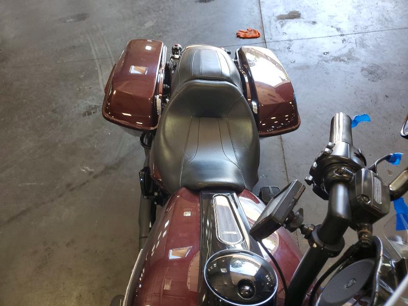 66915556 :رقم المزاد ، 1HD1KRC1XJB631821 vin ، 2018 Harley-davidson Flhxs مزاد بيع