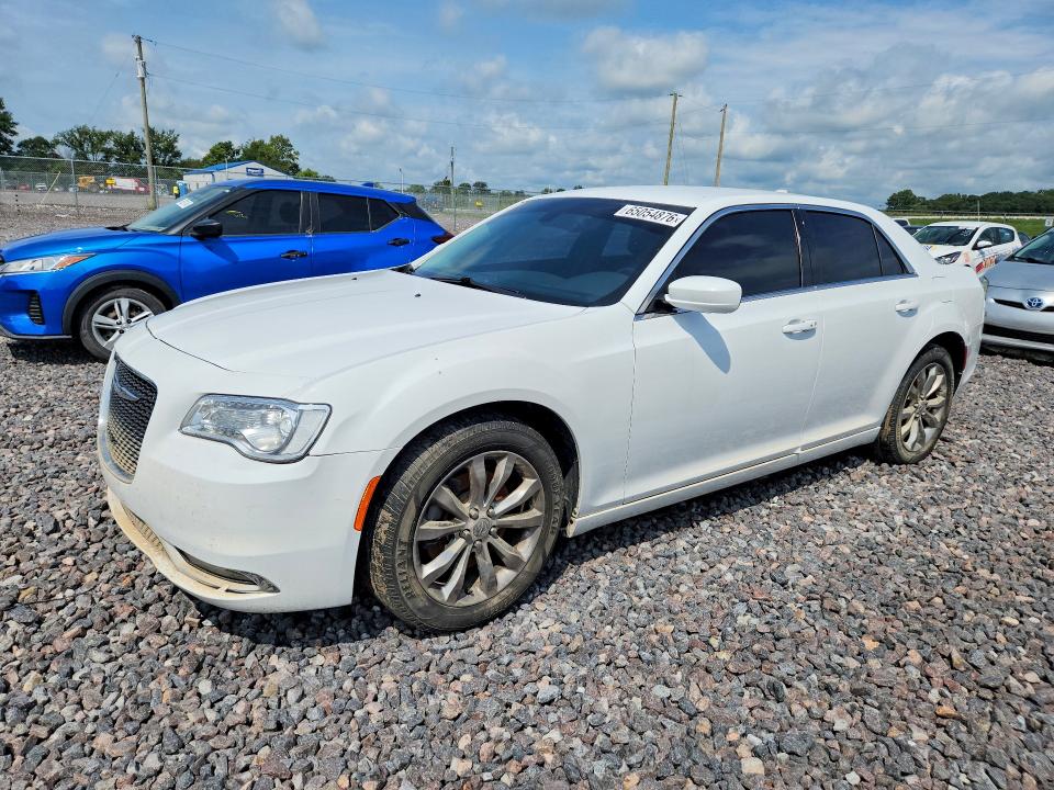 65054876 :رقم المزاد ، 2C3CCARGXFH736642 vin ، 2015 Chrysler 300 مزاد بيع