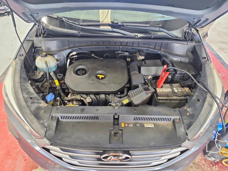 63863476 :رقم المزاد ، KM8J33A44JU800563 vin ، 2018 Hyundai Tucson مزاد بيع