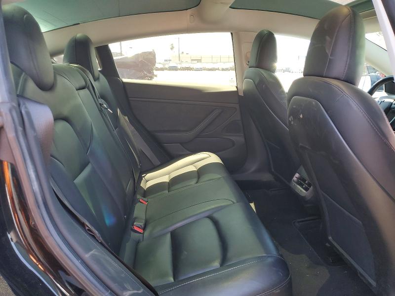 Продаж на аукціоні авто 2018 Tesla Model 3, vin: 5YJ3E1EB6JF084682, номер лоту: 63512306