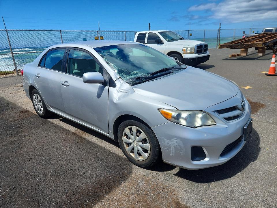 66262336 :رقم المزاد ، 2T1BU4EE9BC731575 vin ، 2011 Toyota Corolla مزاد بيع