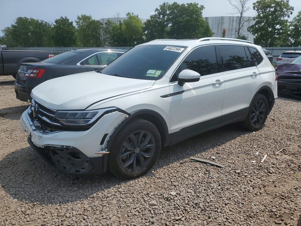 Продаж на аукціоні авто 2022 Volkswagen Tiguan, vin: 3VV2B7AX4NM131025, номер лоту: 64622366
