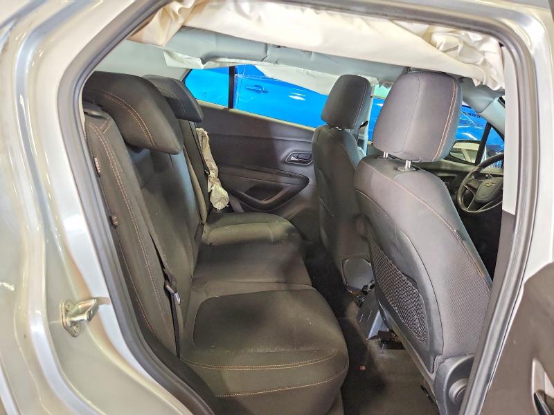 64370126 :رقم المزاد ، 3GNCJKSB1HL286192 vin ، 2017 Chevrolet Trax مزاد بيع