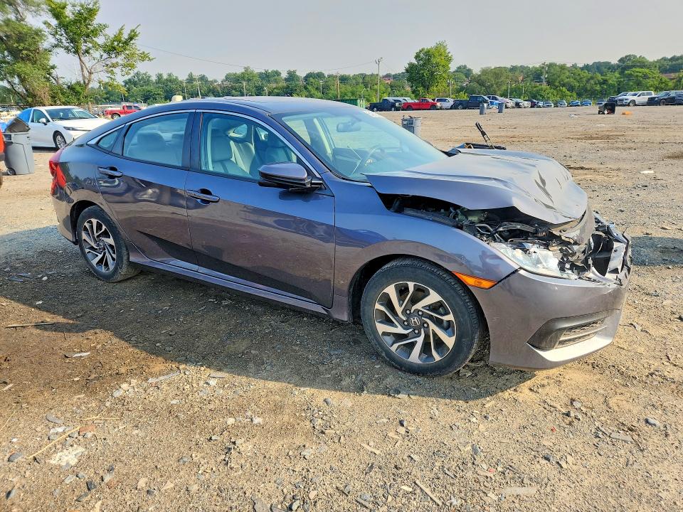 64310806 :رقم المزاد ، 2HGFC2F79HH530994 vin ، 2017 Honda Civic مزاد بيع