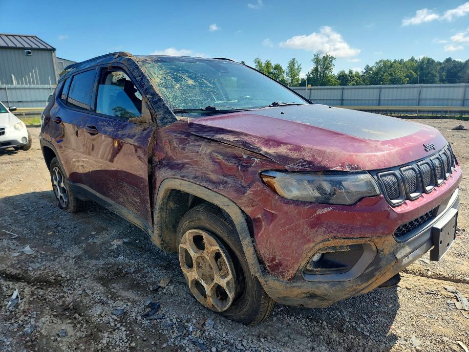 63853146 :رقم المزاد ، 3C4NJDDB1NT226189 vin ، 2022 Jeep Compass مزاد بيع