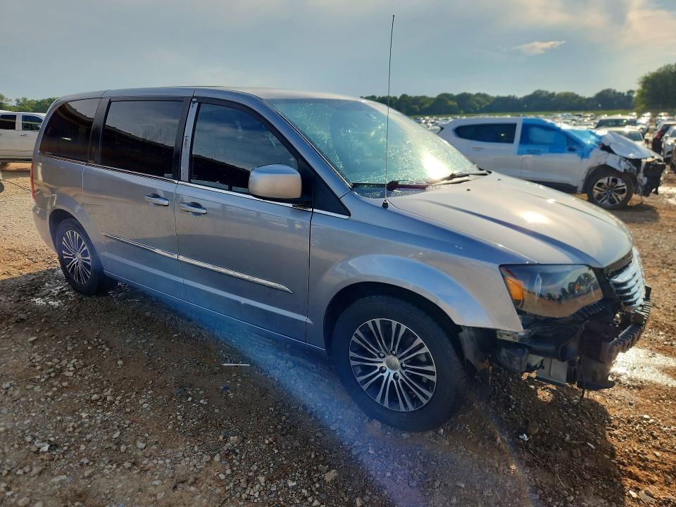 Продажа на аукционе авто 2014 Chrysler Town & Country, vin: 2C4RC1HG4ER132651, номер лота: 64643636