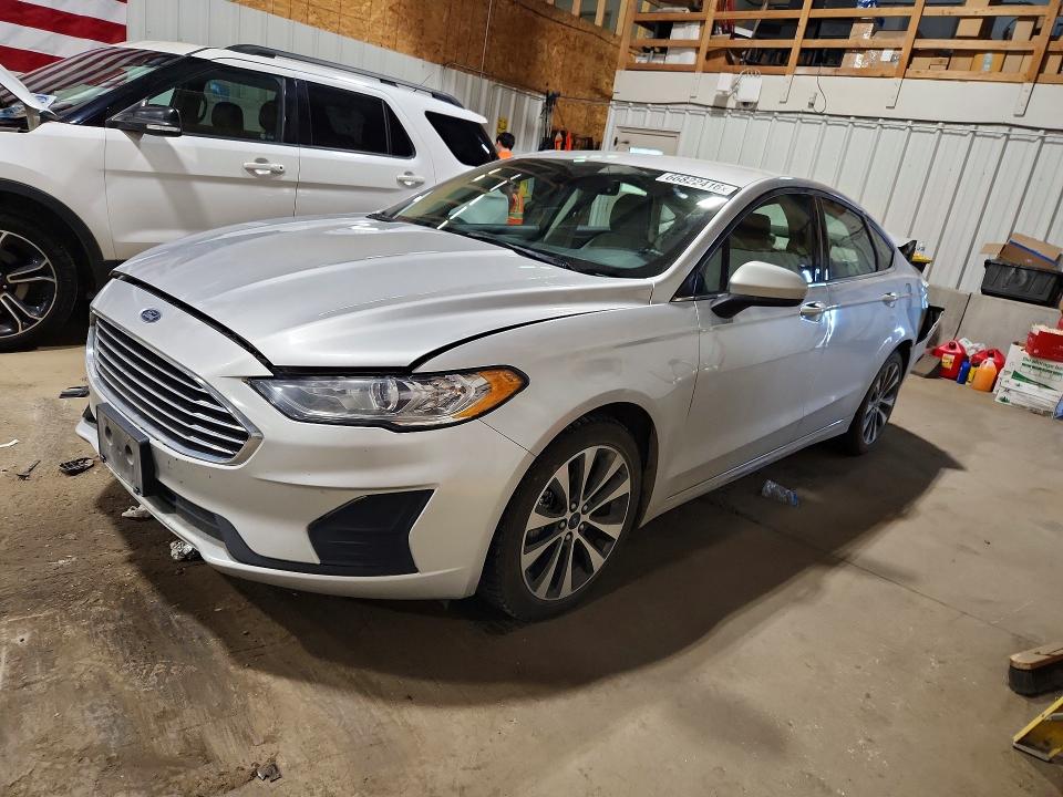 66822416 :رقم المزاد ، 3FA6P0T93KR149401 vin ، 2019 Ford Fusion مزاد بيع