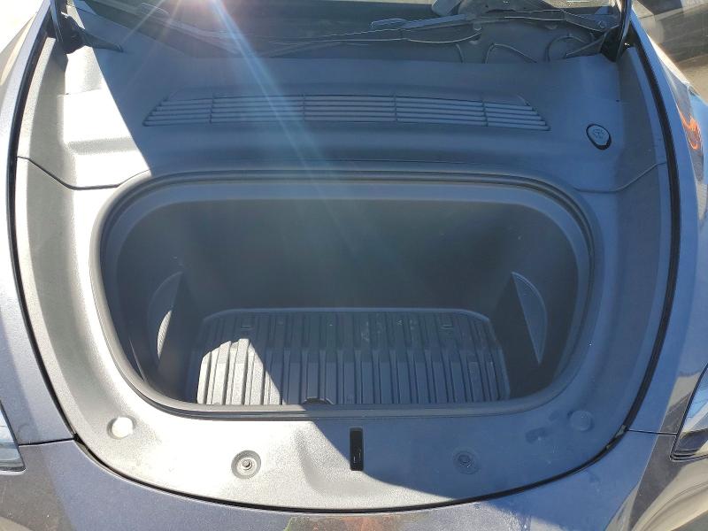 2024 Tesla Model Y მანქანა იყიდება აუქციონზე, vin: 7SAYGDEE9RF009467, აუქციონის ნომერი: 63571616